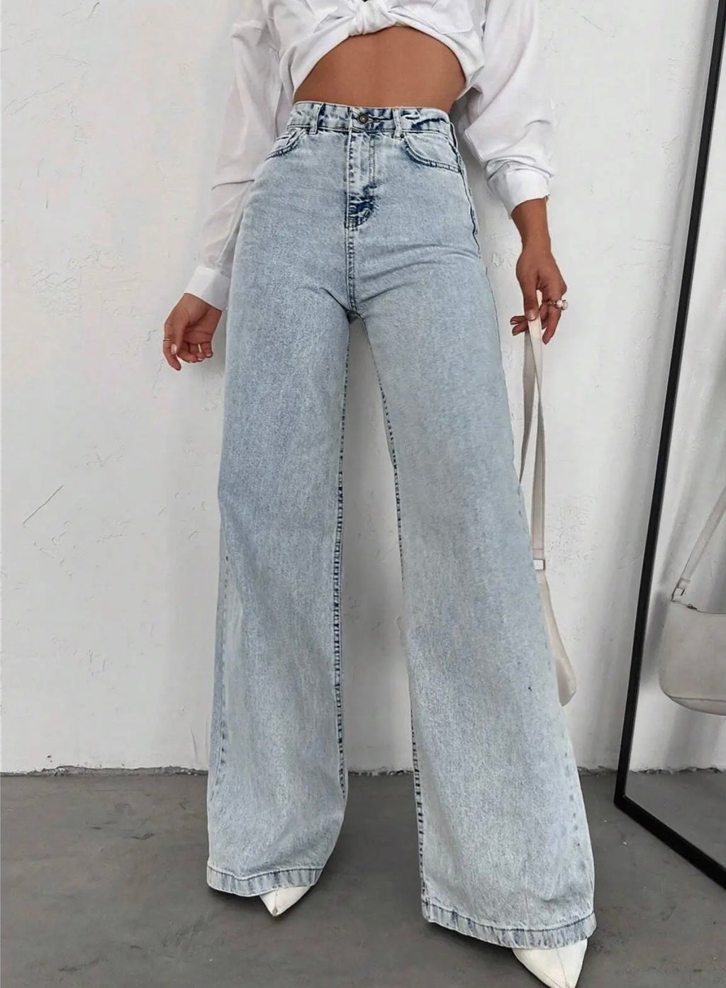 Cloud Wash Wide Leg Jeans 💙