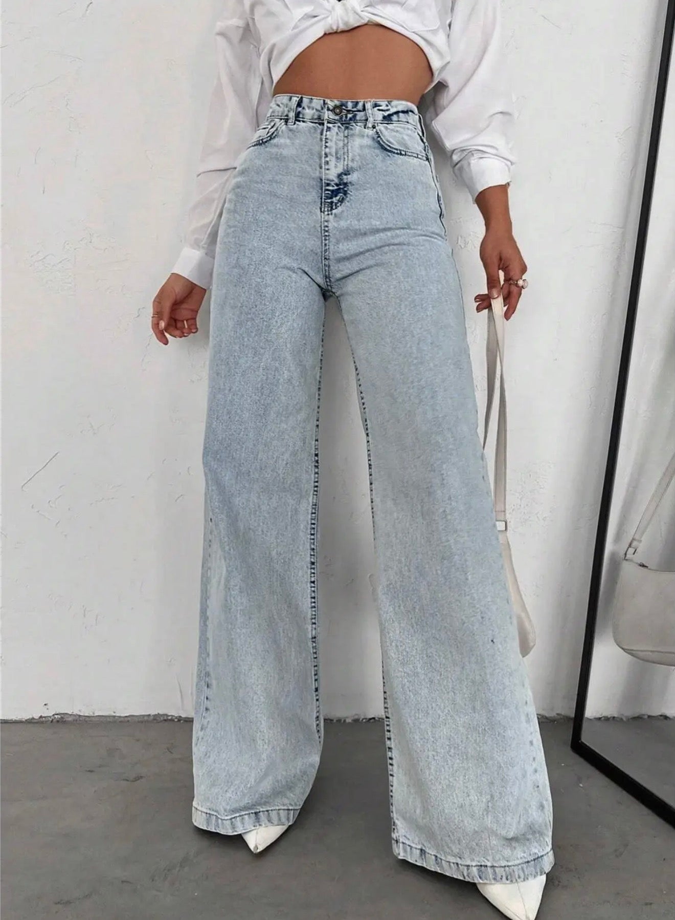 Cloud Wash Wide Leg Jeans 💙
